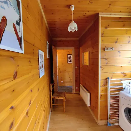 Les Pins Nordiques Chalet Dans Les Pyrenees Alpehytte Siradan