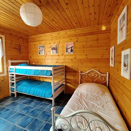 Les Pins Nordiques Chalet Dans Les Pyrenees Alpehytte Siradan